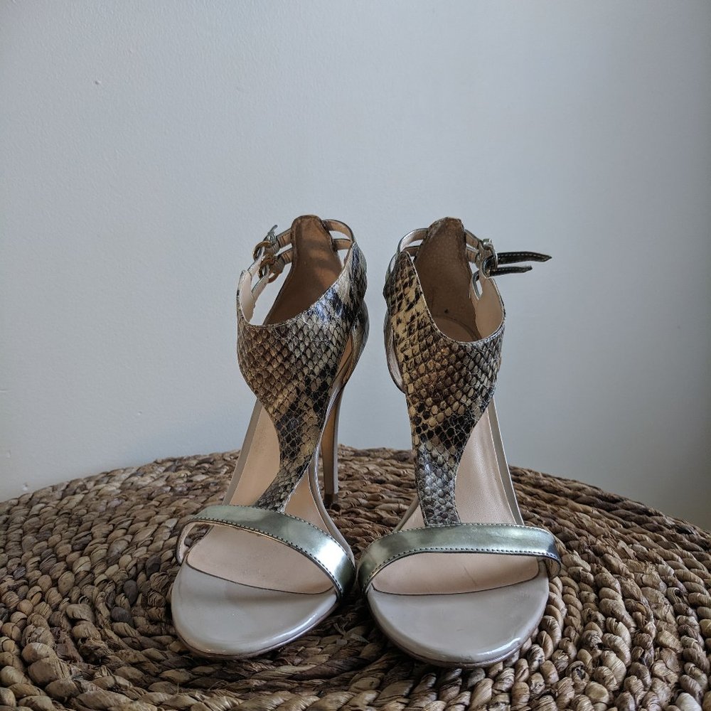 Guess Faux Python Heeled Sandals Sz8 - Picture 3 of 10